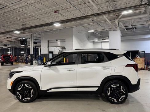Used 2024 Kia Seltos SX w/ SX Sunroof Package AWD/4WD image 14