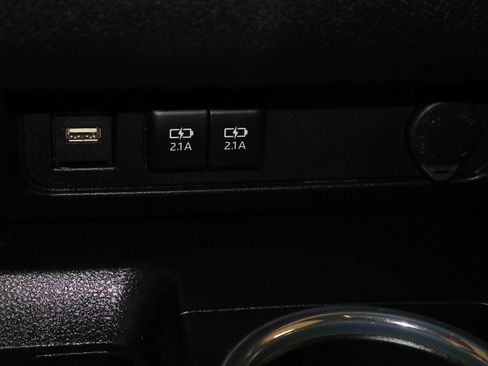 Used 2020 Toyota Sequoia Platinum image 65