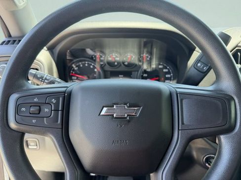 Used 2024 Chevrolet Silverado 1500 Custom Trail Boss AWD/4WD image 32