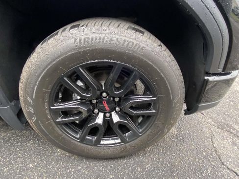 Used 2024 GMC Sierra 1500 Elevation AWD/4WD image 10