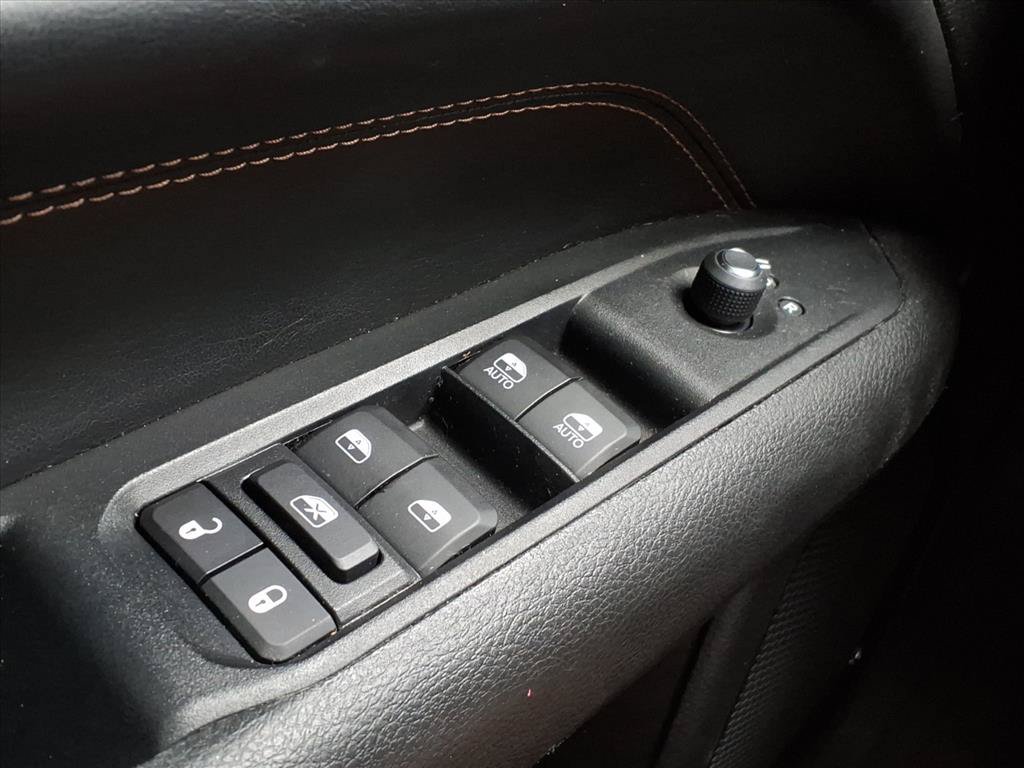 Used 2022 Jeep Compass Limited AWD/4WD image 16