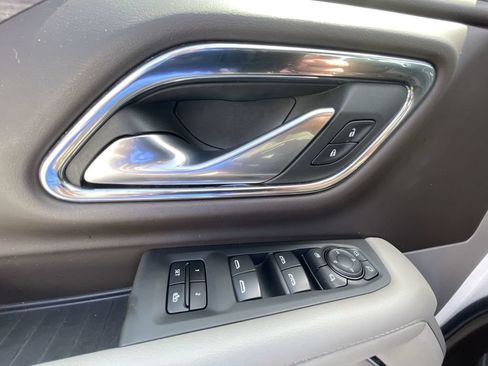Certified 2022 Chevrolet Tahoe LT w/ LT Signature Plus Package RWD image 23