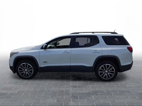 Used 2017 GMC Acadia SLT AWD/4WD image 3