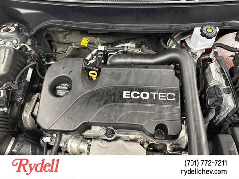 Used 2019 Chevrolet Equinox LS image 19