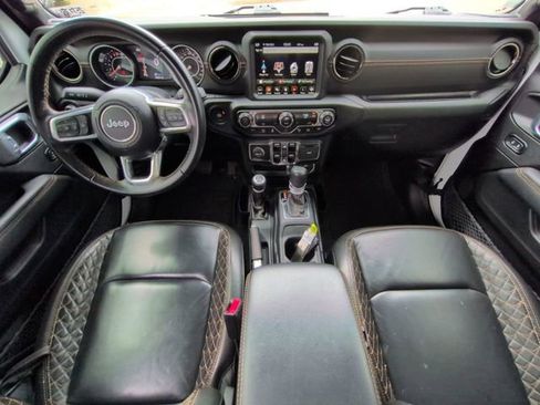 Used 2022 Jeep Wrangler Unlimited Sahara image 17