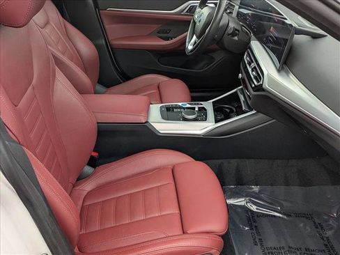 Used 2023 BMW i4 eDrive35 image 22