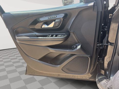 Used 2023 GMC Terrain AT4 w/ LPO, Floor Liner Package AWD/4WD image 17
