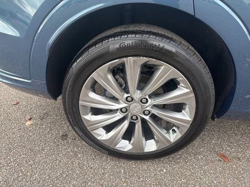 Used 2024 Buick Envista Avenir image 32