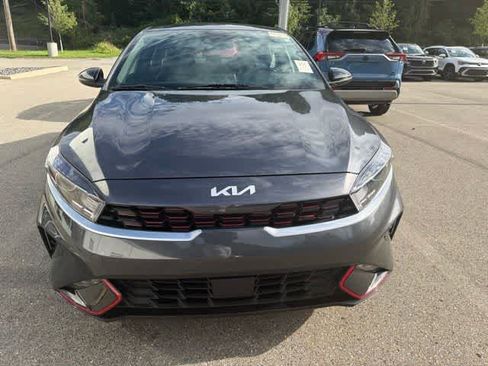 Used 2023 Kia Forte GT-Line w/ GT-Line Technology Package FWD image 8