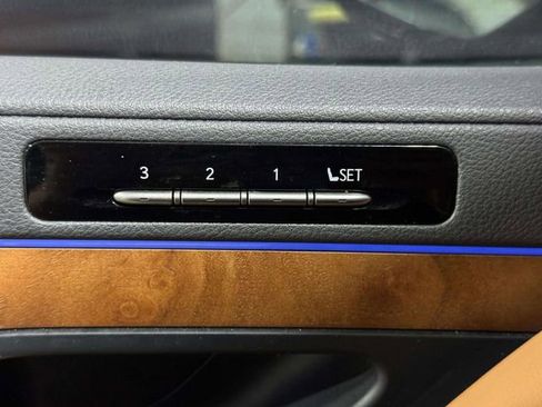 Used 2023 Lexus LX 600 4WD w/ Luxury Package image 24