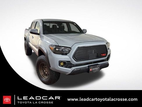 Used 2021 Toyota Tacoma TRD Off-Road w/ Technology Package image 1