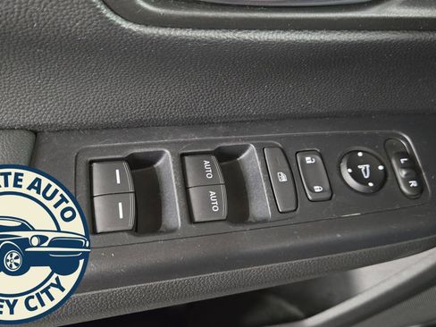 Used 2024 Honda CR-V EX image 21