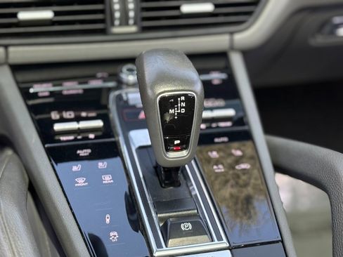 Used 2020 Porsche Cayenne image 47