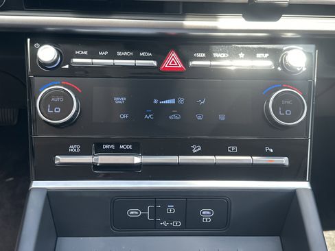 New 2026 Hyundai Santa Fe SE FWD image 21