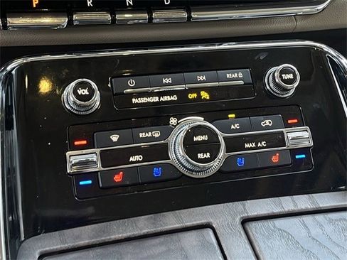 Used 2022 Lincoln Navigator Reserve image 20