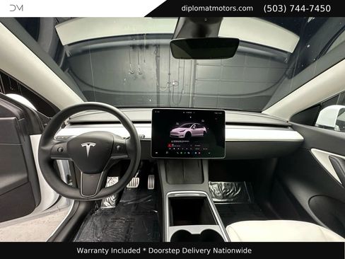 Used 2022 Tesla Model Y Performance image 27