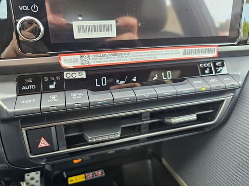 New 2026 Toyota Camry SE AWD/4WD image 28