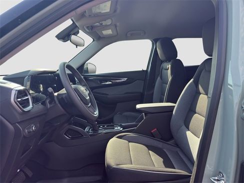 New 2026 Chevrolet TrailBlazer LT w/ Driver Confidence Package image 9
