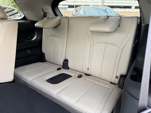 Certified 2023 INFINITI QX60 Luxe w/ Performance Audio Package image 16