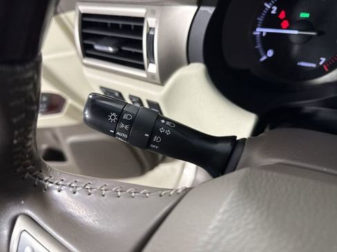 Used 2014 Lexus GX 460 w/ Premium Package image 16