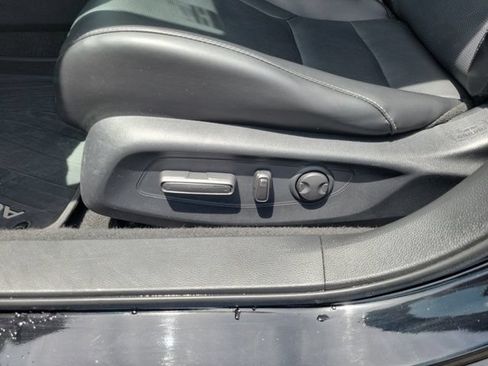 Used 2023 Honda Accord Touring image 18
