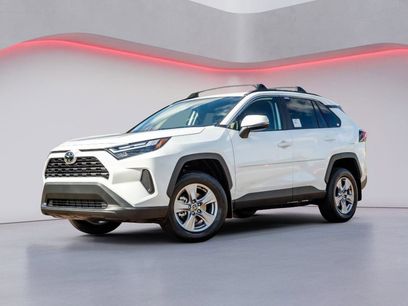 New 2025 Toyota RAV4 XLE