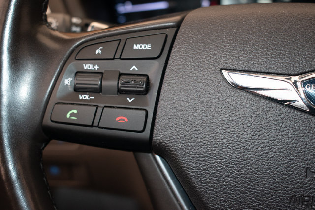 Used 2018 Genesis G80 3.8 w/ Option Group 03 AWD/4WD image 24