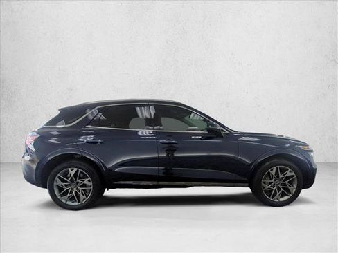 Used 2023 Genesis GV70 2.5T w/ Select Package AWD/4WD image 4