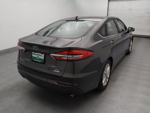 Used 2019 Ford Fusion SE FWD image 9