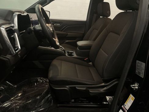 Used 2023 GMC Canyon Elevation image 13