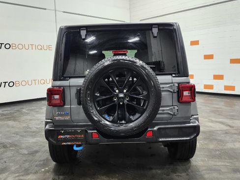 Used 2023 Jeep Wrangler Sahara image 17