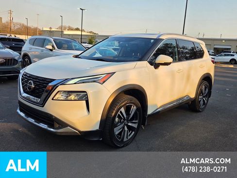 Used 2021 Nissan Rogue Platinum image 1