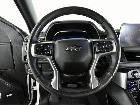 Used 2022 Chevrolet Tahoe Z71 image 2