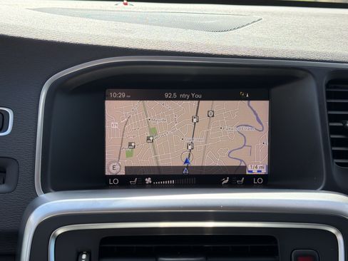 Used 2018 Volvo S60 T5 Inscription w/ Climate Package AWD/4WD image 24