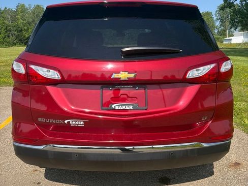 Used 2020 Chevrolet Equinox LT w/ Driver Convenience Package FWD image 6