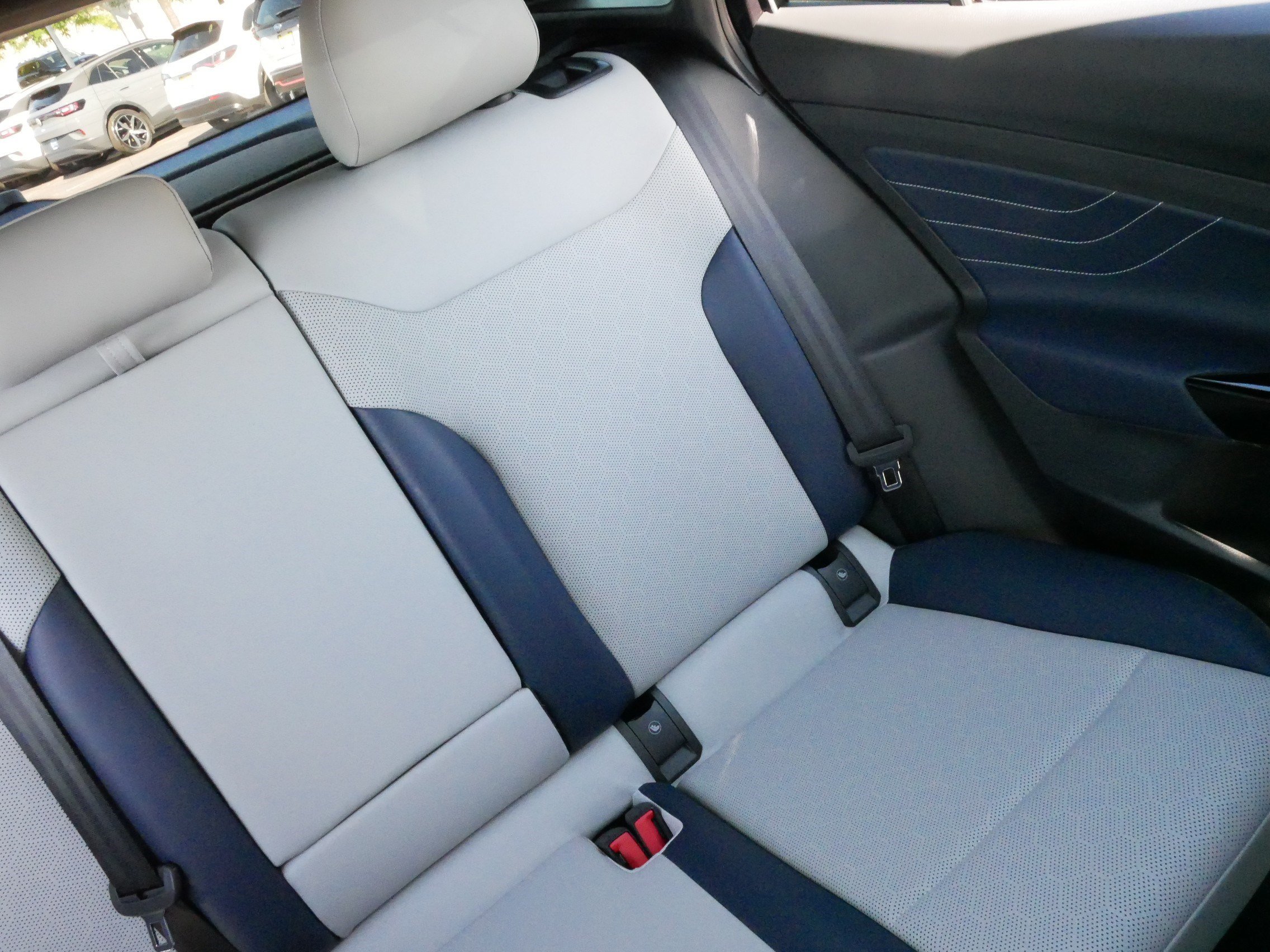 Used 2025 Volkswagen ID.4 Pro S AWD/4WD image 14