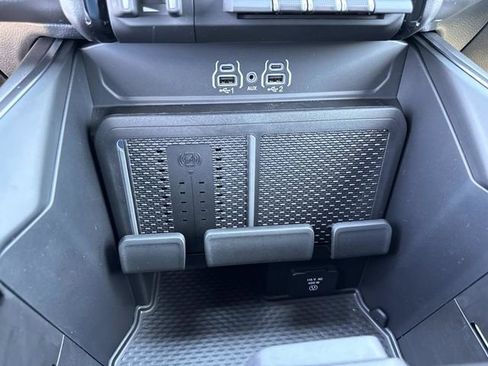 New 2026 RAM 1500 4x4 Crew Cab image 27