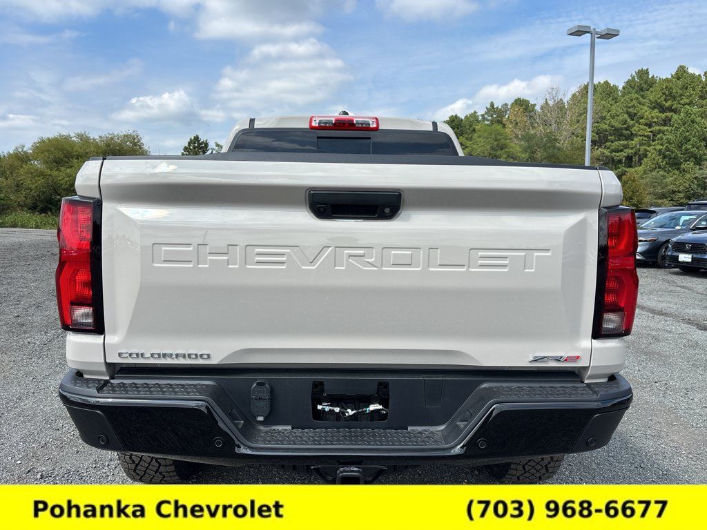 New 2026 Chevrolet Colorado ZR2 w/ Technology Package AWD/4WD image 6