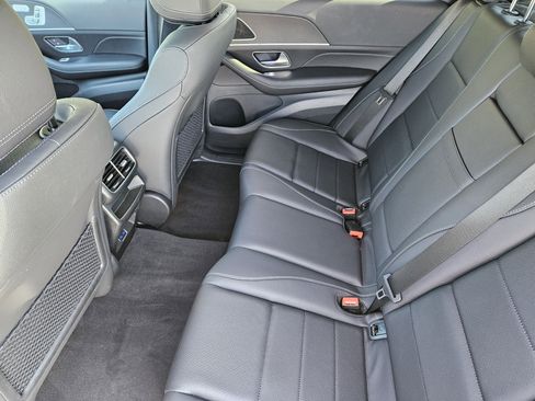 Certified 2025 Mercedes-Benz GLE 450 4MATIC image 30