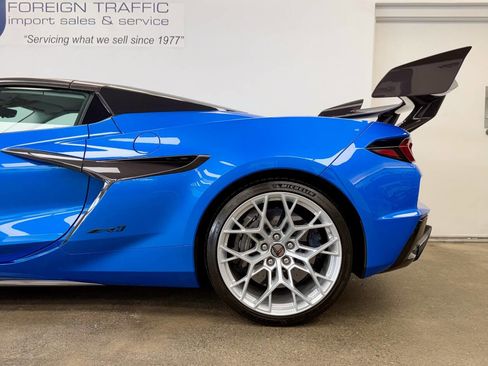 Used 2026 Chevrolet Corvette ZR1 w/ ZR1 Carbon Fiber Aero Package image 13