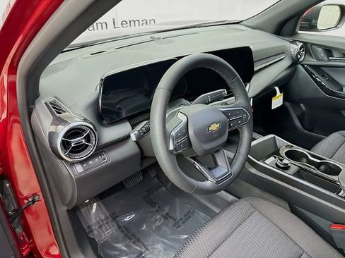 New 2026 Chevrolet Equinox LT w/ Safety and Technology Package image 11