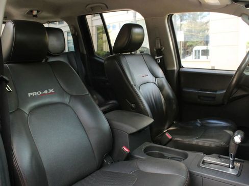 Used 2012 Nissan Xterra PRO-4X w/ Pro-4x Leather Pkg AWD/4WD image 27