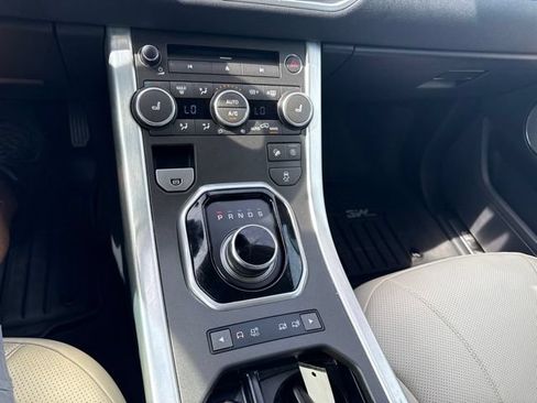 Used 2019 Land Rover Range Rover Evoque HSE AWD/4WD image 8
