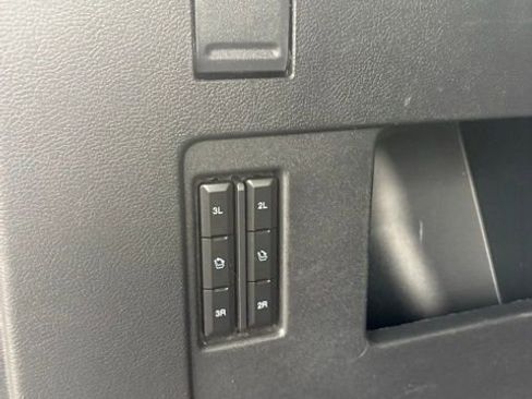 Used 2024 Ford Expedition Max Limited image 14