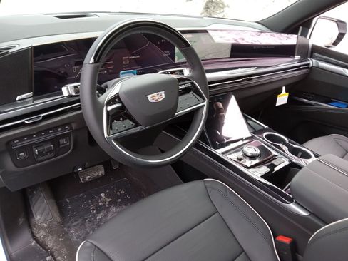 New 2026 Cadillac Escalade ESV Sport w/ Touring Package image 12