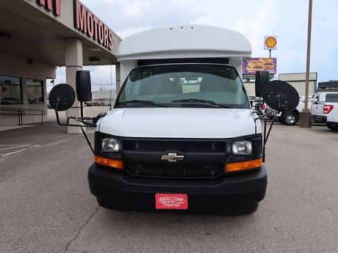 Used 2017 Chevrolet Express 3500 w/ School Bus Package image 2