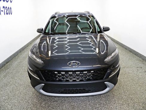Used 2022 Hyundai Kona SEL w/ Convenience Package image 2