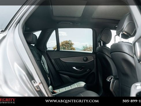 Used 2022 Mercedes-Benz GLC 300 4MATIC image 48