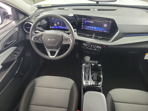 New 2026 Chevrolet Trax LT w/ Midnight Edition image 15