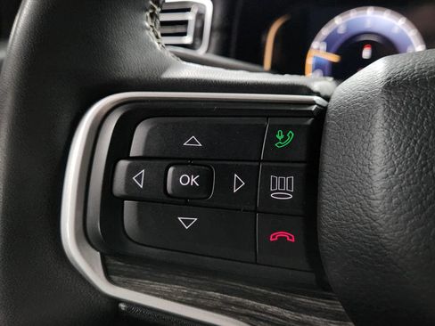 Used 2023 Jeep Wagoneer L Series II image 33